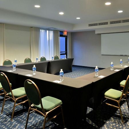 Courtyard By Marriott Harrisburg Hershey Bagian luar foto