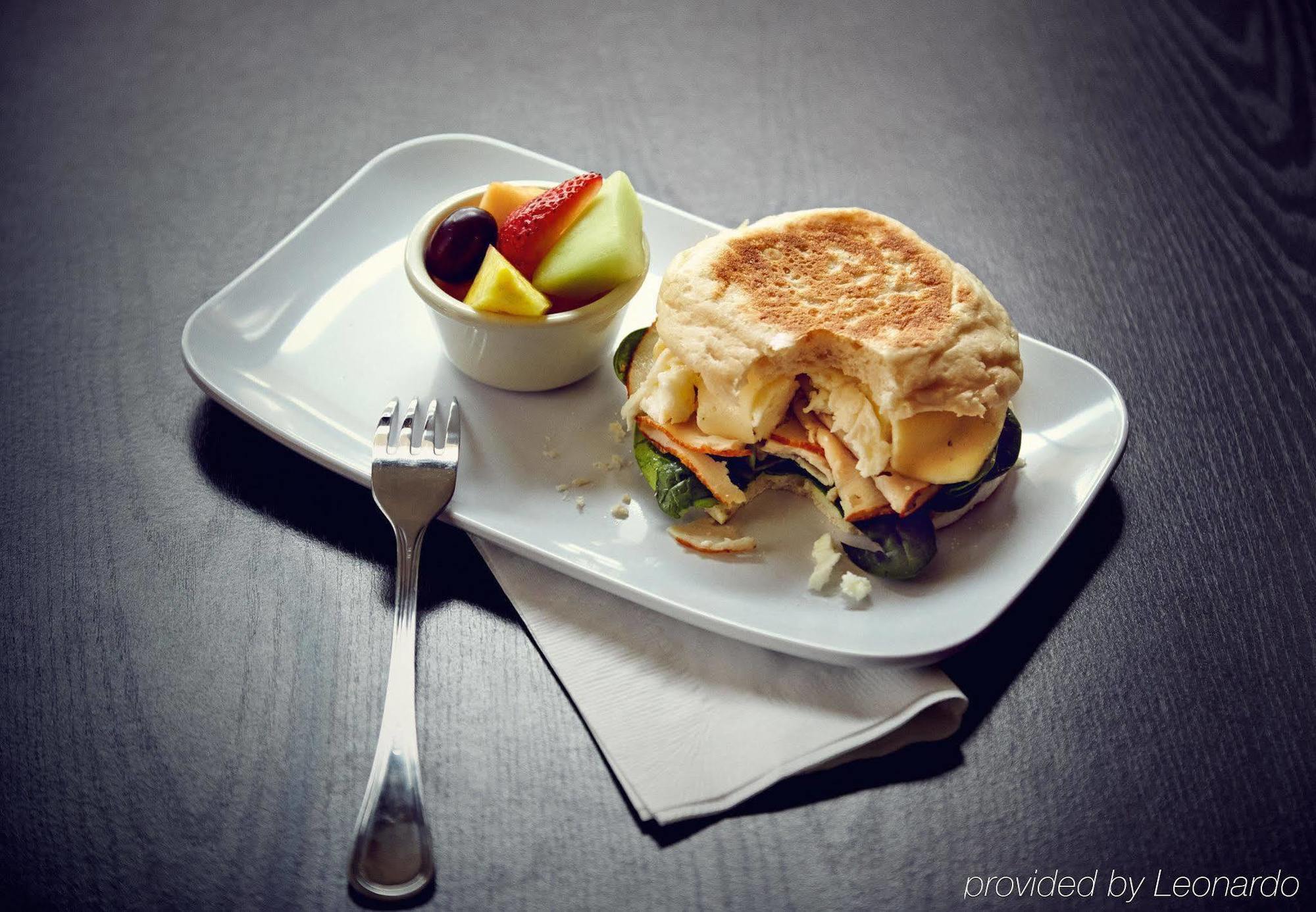 Courtyard By Marriott Harrisburg Hershey Bagian luar foto